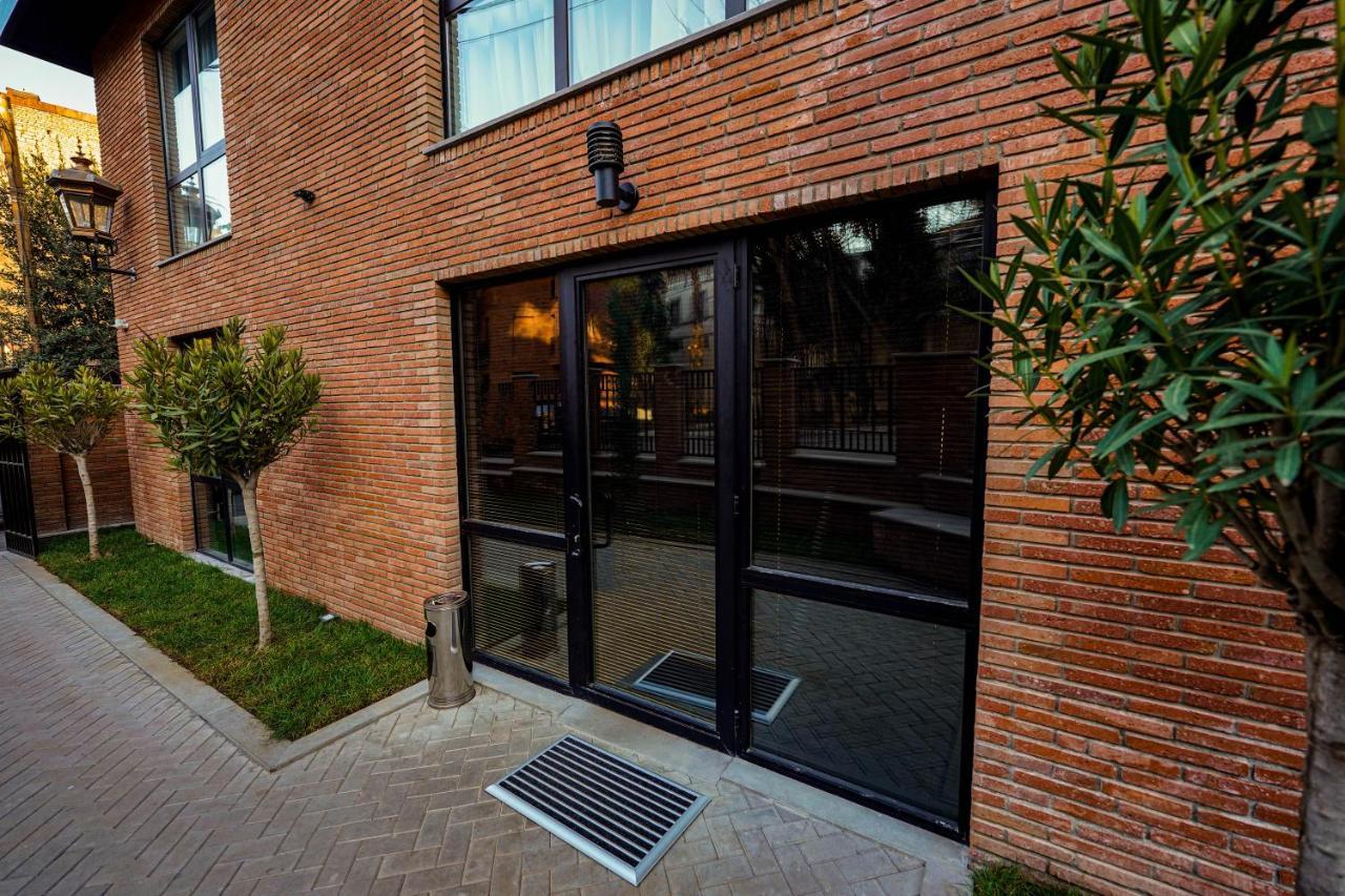 Address Boutique Hotel Tbilisi ภายนอก รูปภาพ