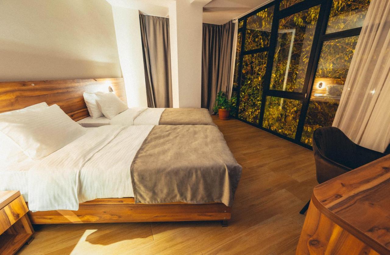 Address Boutique Hotel Tbilisi ภายนอก รูปภาพ