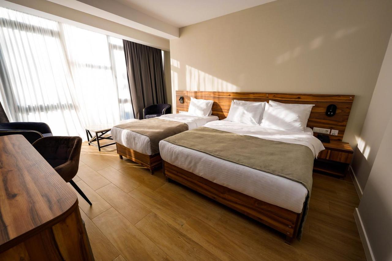 Address Boutique Hotel Tbilisi ภายนอก รูปภาพ