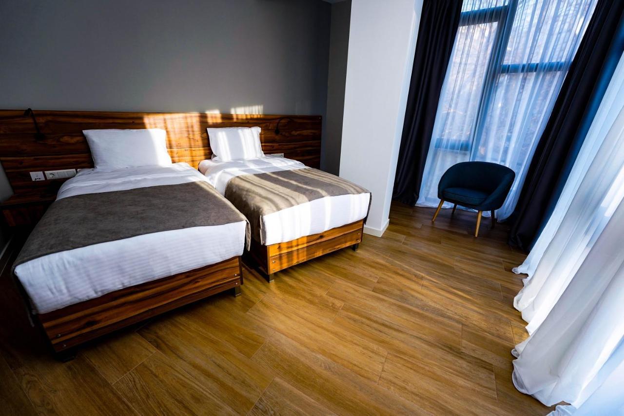 Address Boutique Hotel Tbilisi ภายนอก รูปภาพ