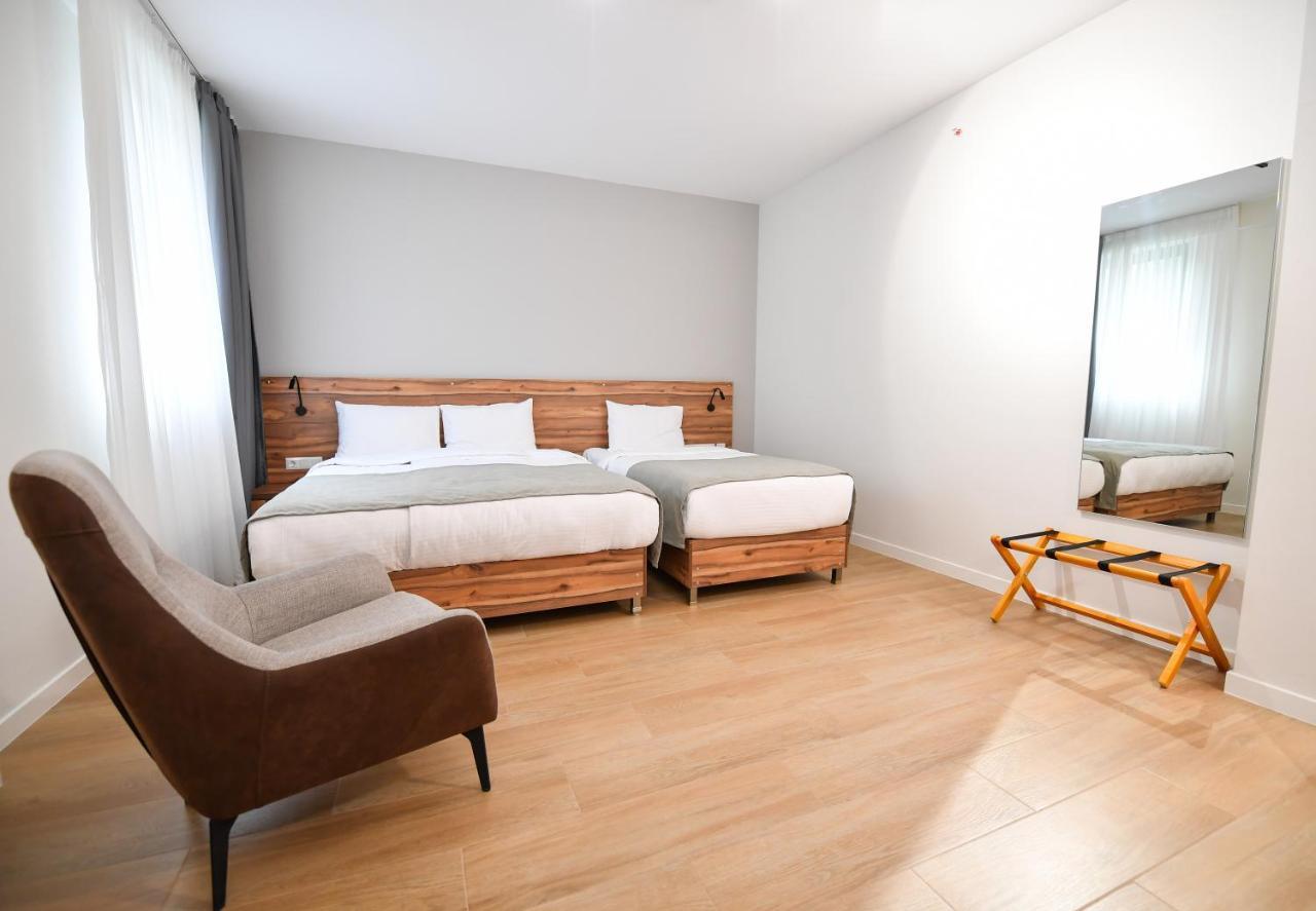 Address Boutique Hotel Tbilisi ภายนอก รูปภาพ