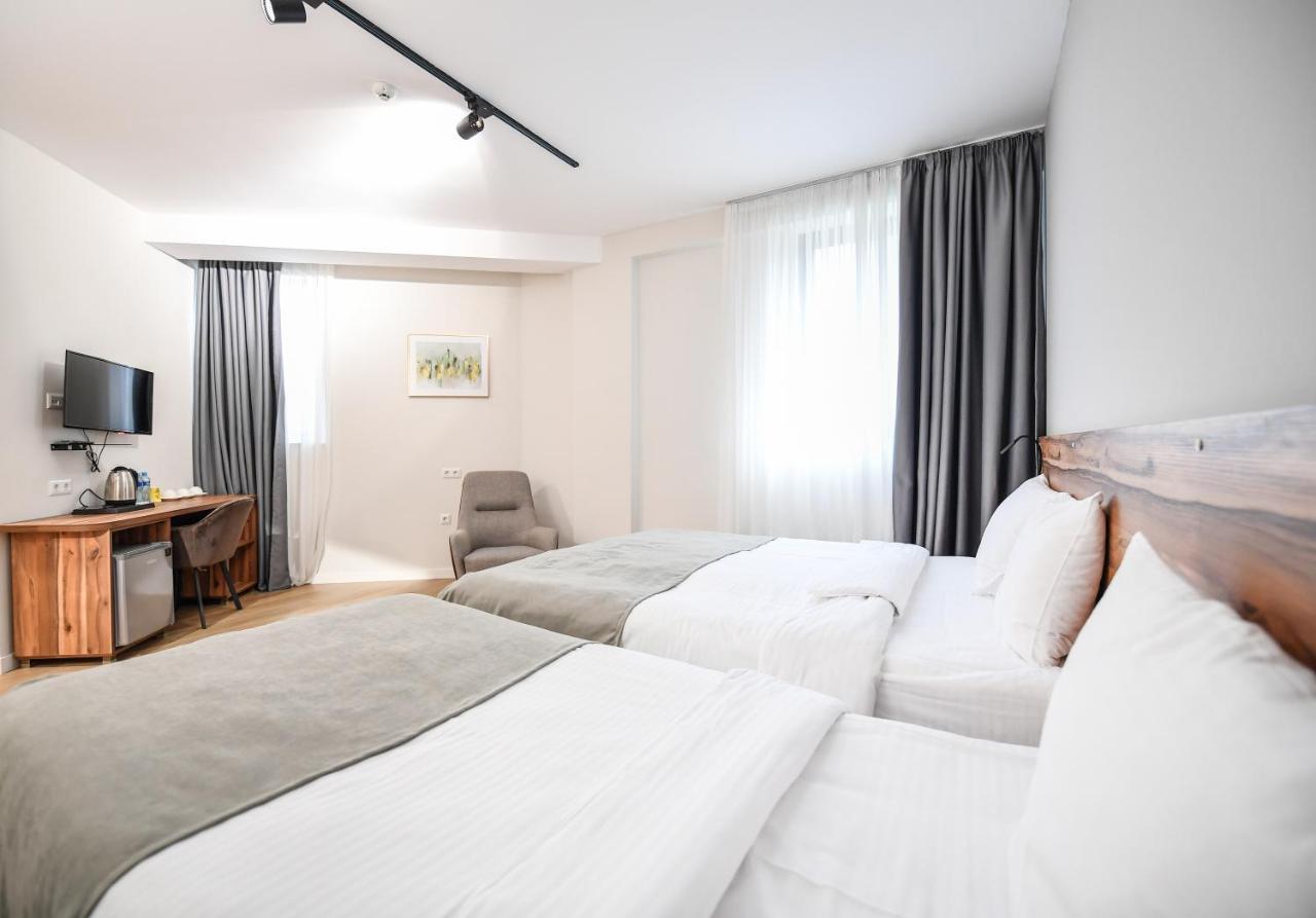 Address Boutique Hotel Tbilisi ภายนอก รูปภาพ