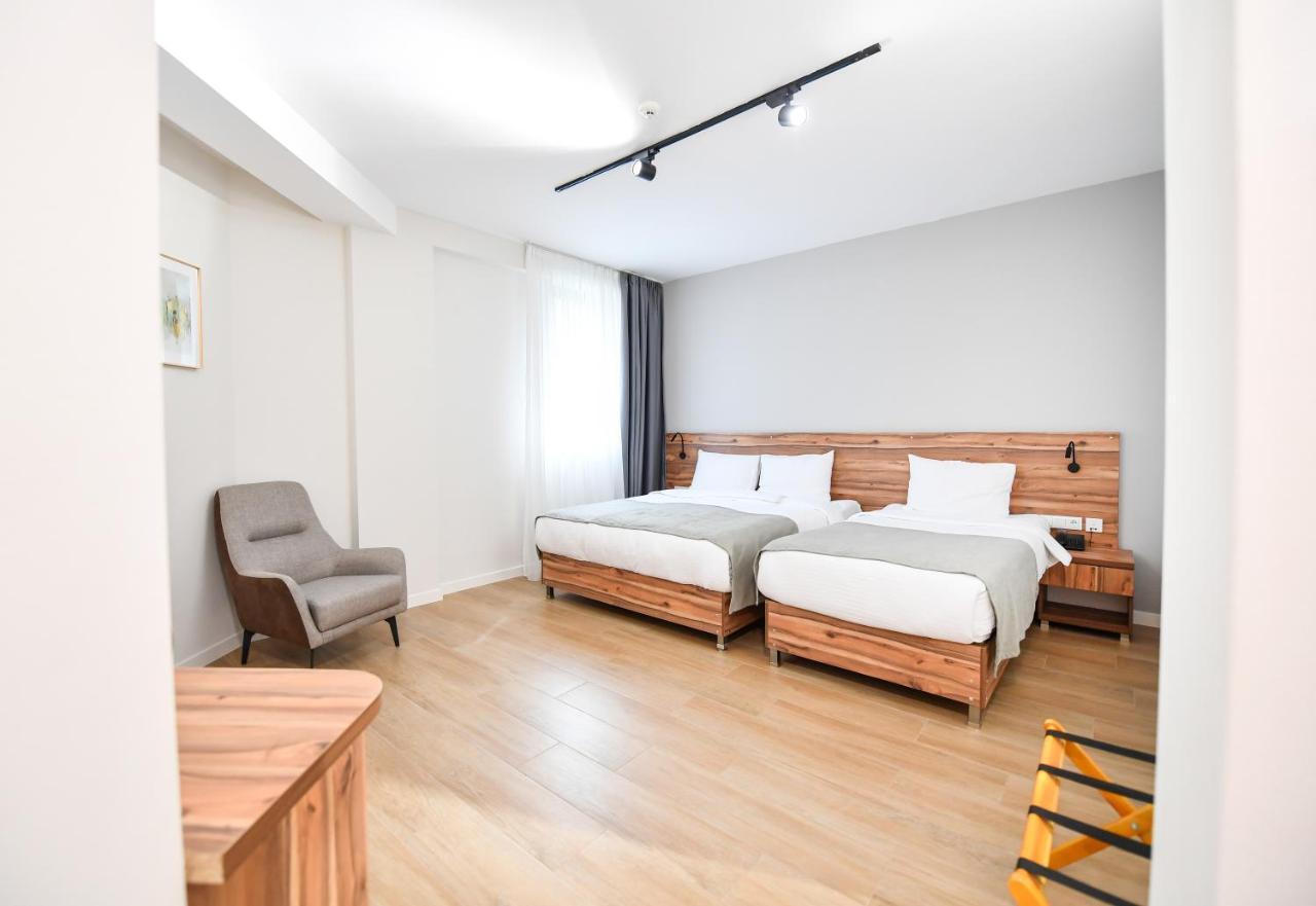 Address Boutique Hotel Tbilisi ภายนอก รูปภาพ