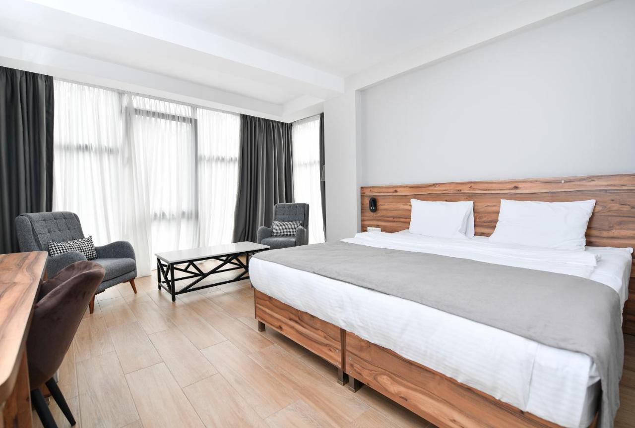 Address Boutique Hotel Tbilisi ภายนอก รูปภาพ