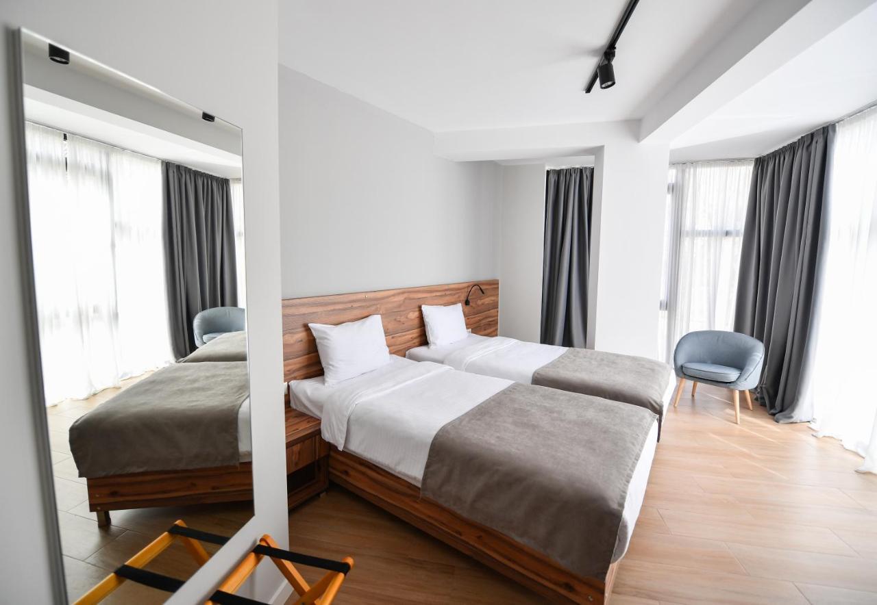 Address Boutique Hotel Tbilisi ภายนอก รูปภาพ